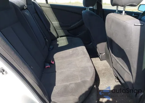 2010 Nissan Altima 2.5 S из США, поврежденный, VIN 1N4AL2AP7AN517146